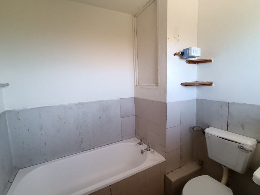 1 Bedroom Property for Sale in Bloemfontein Free State